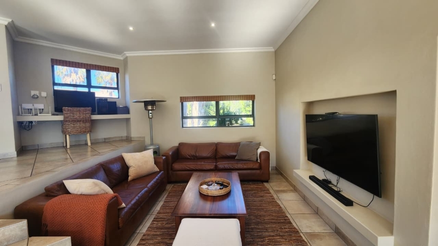 5 Bedroom Property for Sale in Vredenburg Western Cape